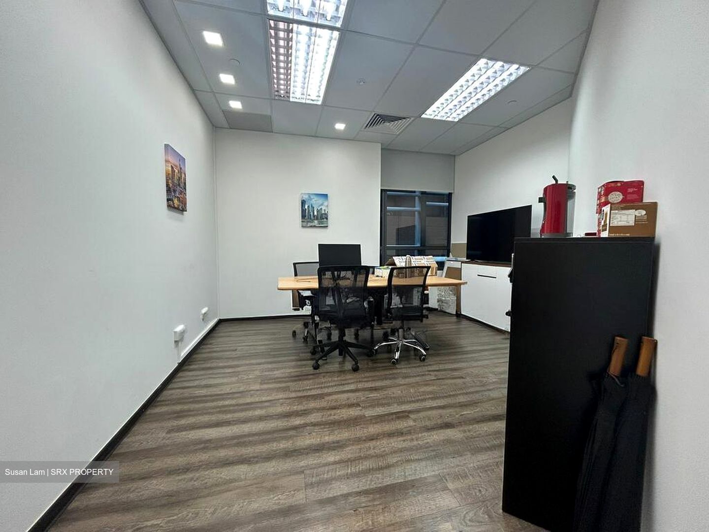 PLUS (D1), Office #498559931